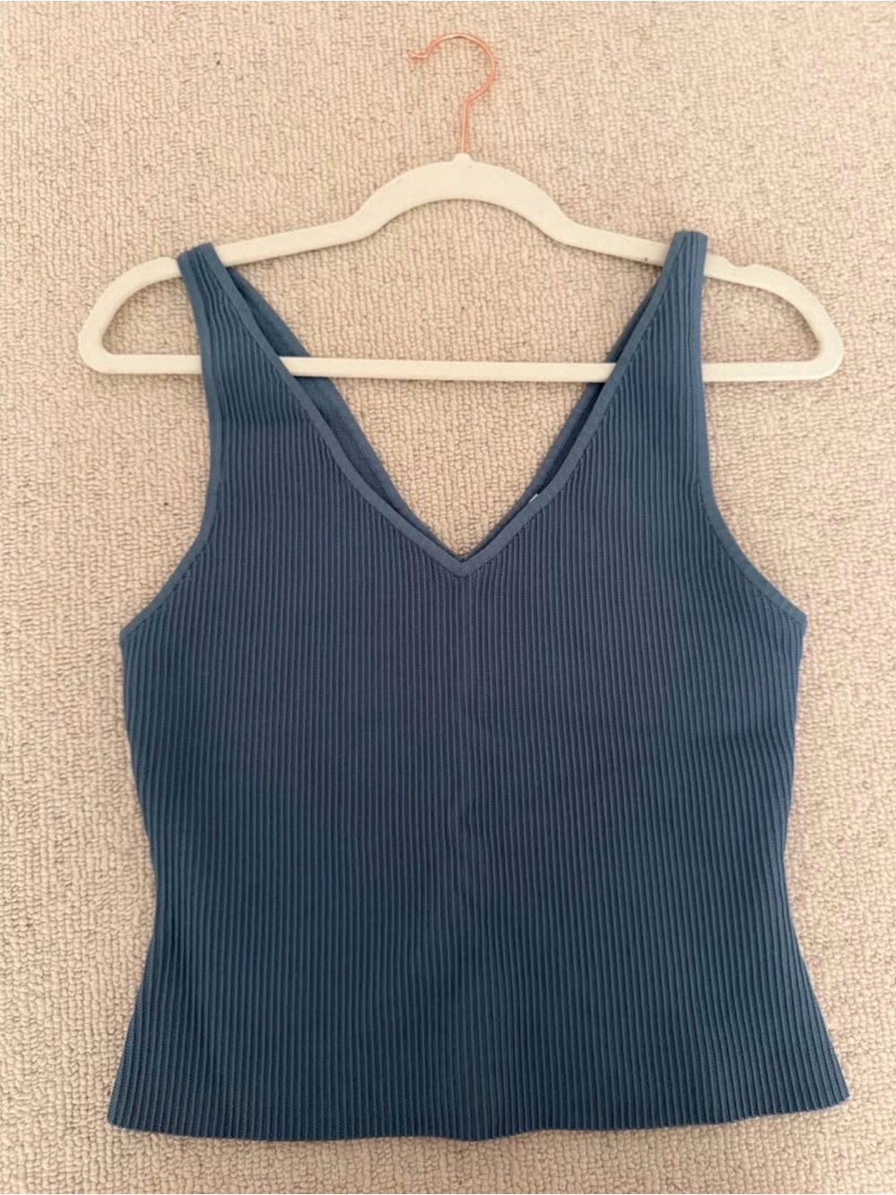 Aritzia Sculpt v neck tank top - blue